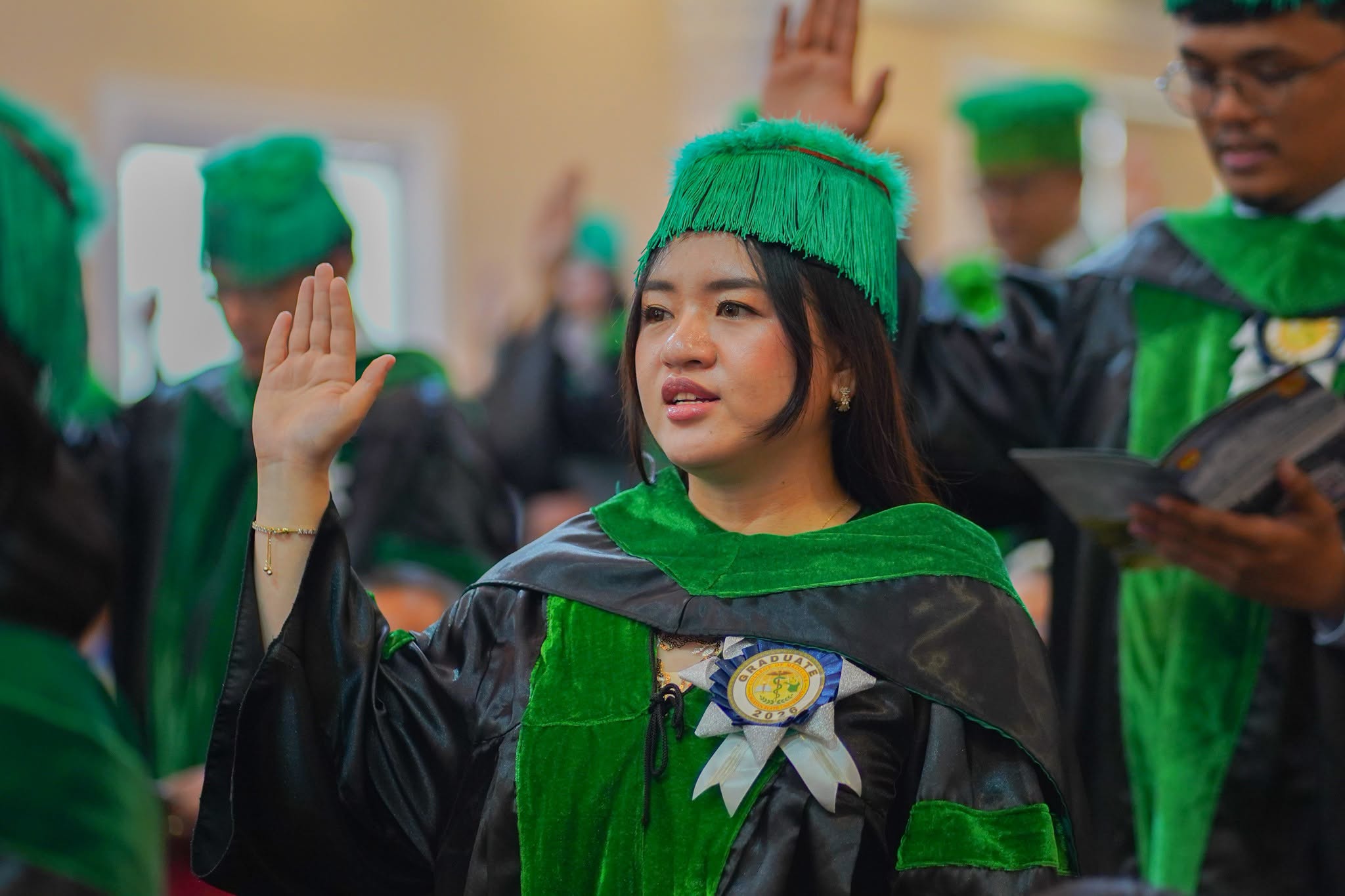 MEDICINE-GRAD-PHOTOSET photo 61